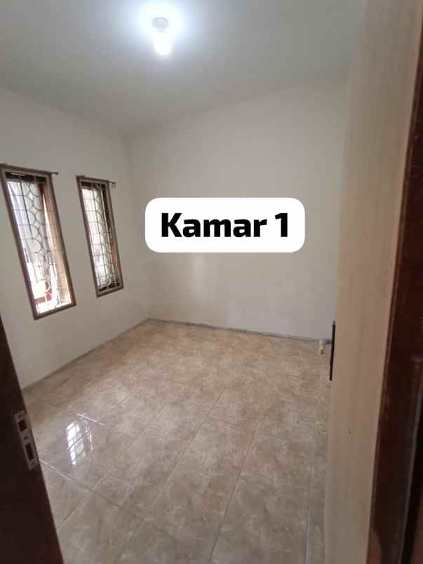 dijual rumah jl melong asih