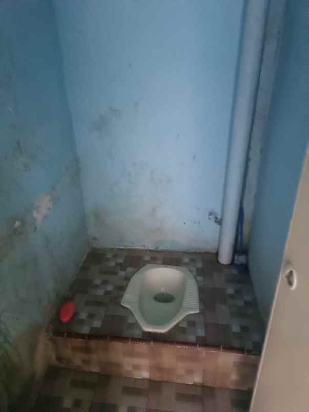 dijual rumah jl pahlawan kerja