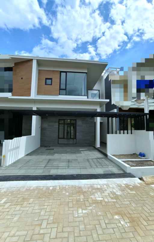 dijual rumah jl parongpong