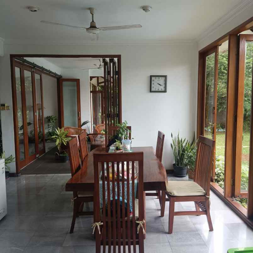 dijual rumah jl pejaten barat