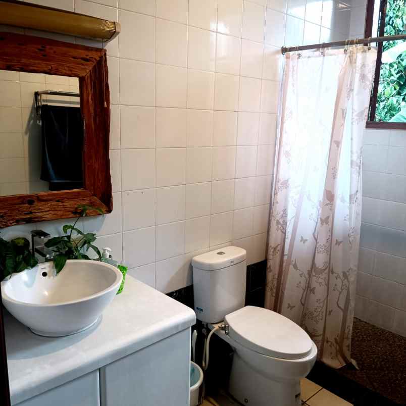 dijual rumah jl pejaten barat