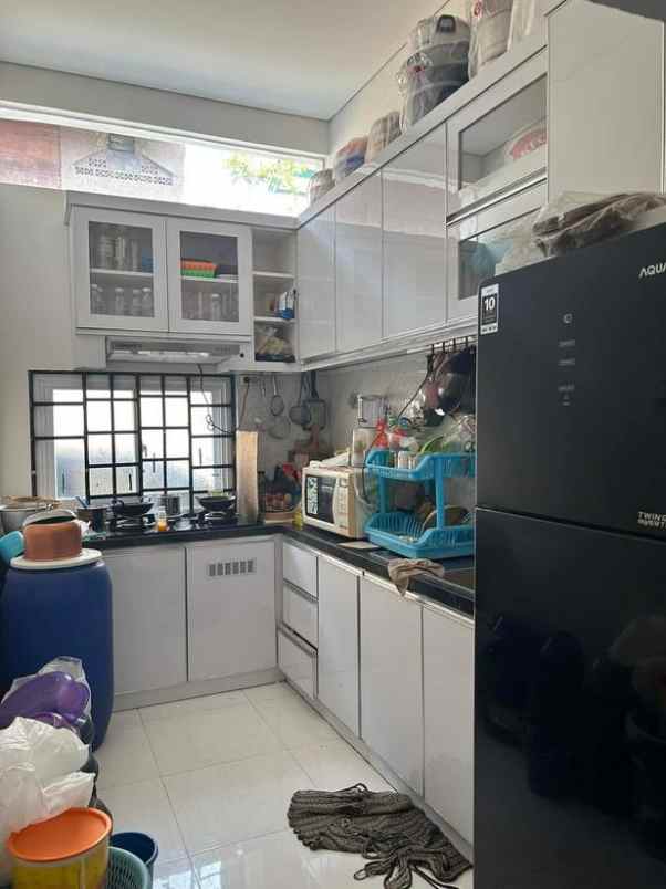 dijual rumah jl riung saluyu bandung