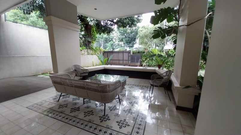 dijual rumah jl taman sunda kelapa