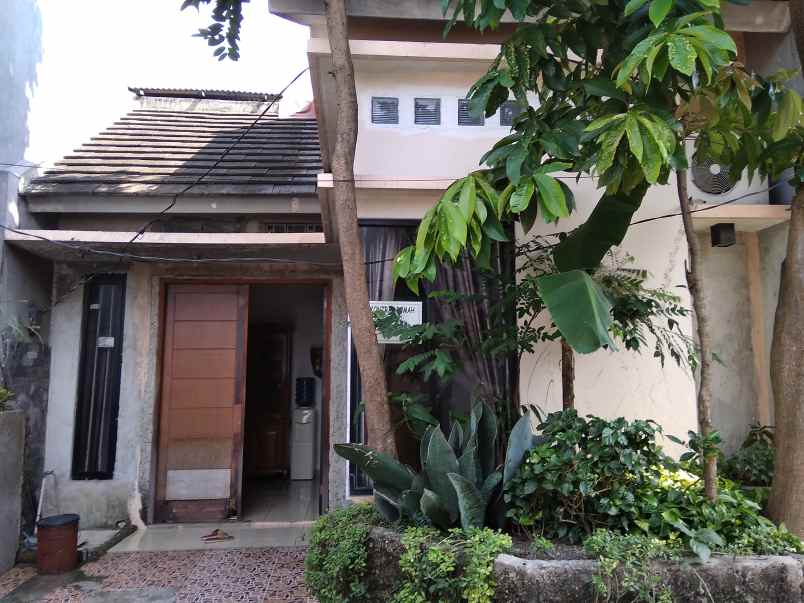 dijual rumah jl timbul iiib rt08 rw04
