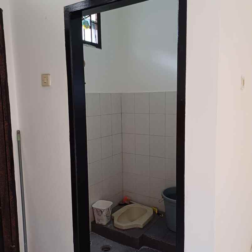 dijual rumah jl todak