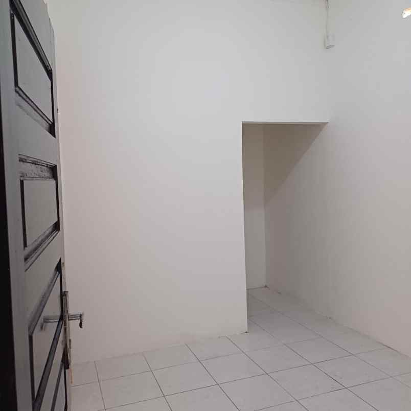 dijual rumah jl todak