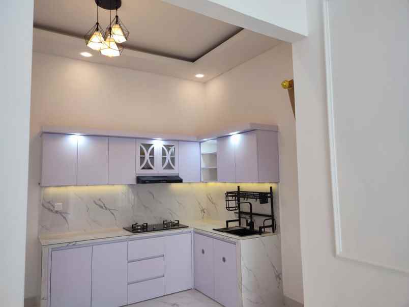 dijual rumah jl wahid hasyim