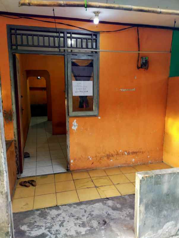 dijual rumah jln kh hasyim ashari