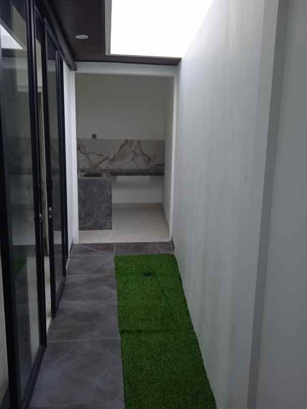 dijual rumah jln ridwan rais