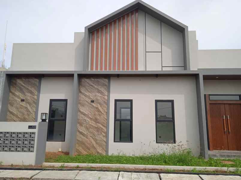 dijual rumah jln ridwan rais