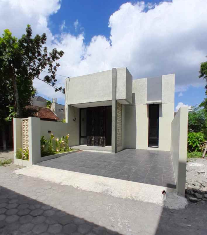 dijual rumah jogja bay waterpark