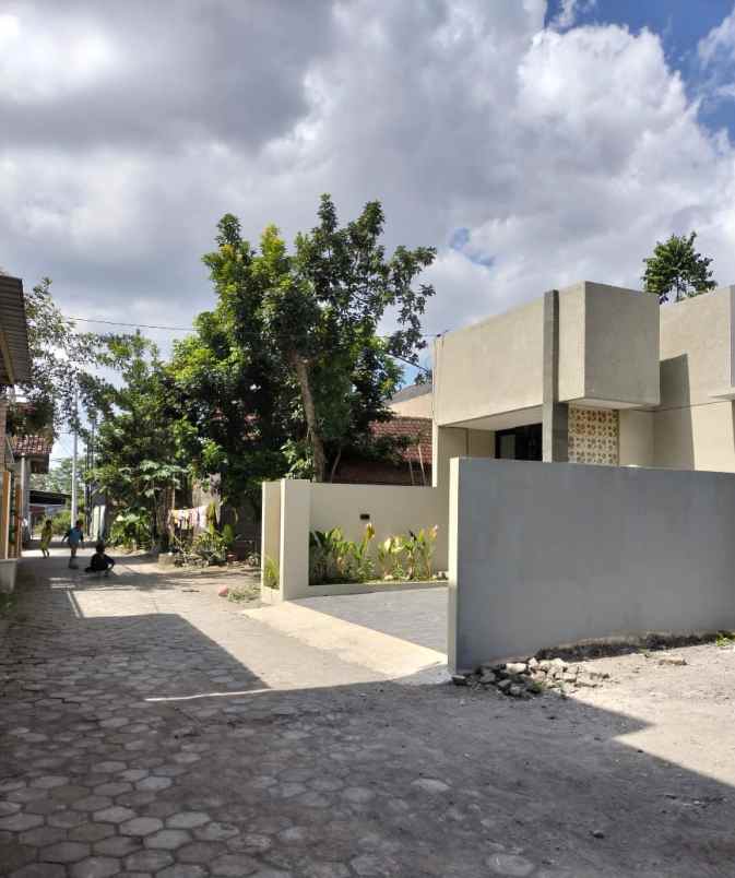 dijual rumah jogja bay waterpark