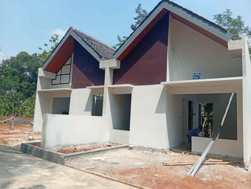 dijual rumah kandri