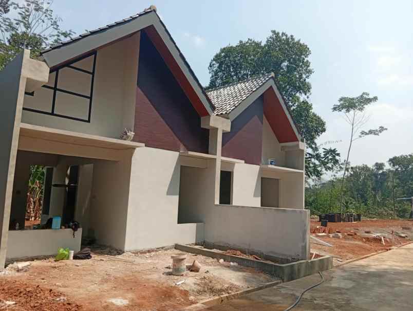 dijual rumah kandri