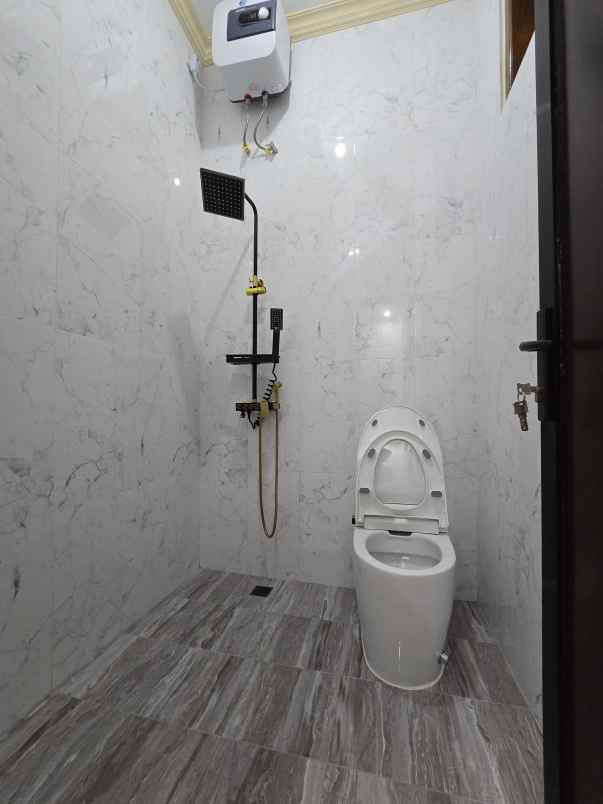 dijual rumah kavling dki pondok kelapa