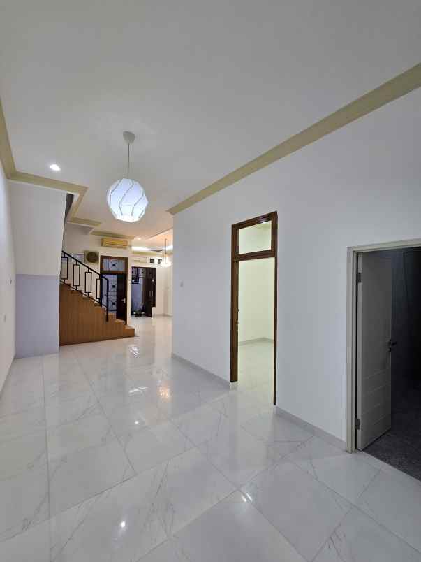 dijual rumah kavling dki pondok kelapa
