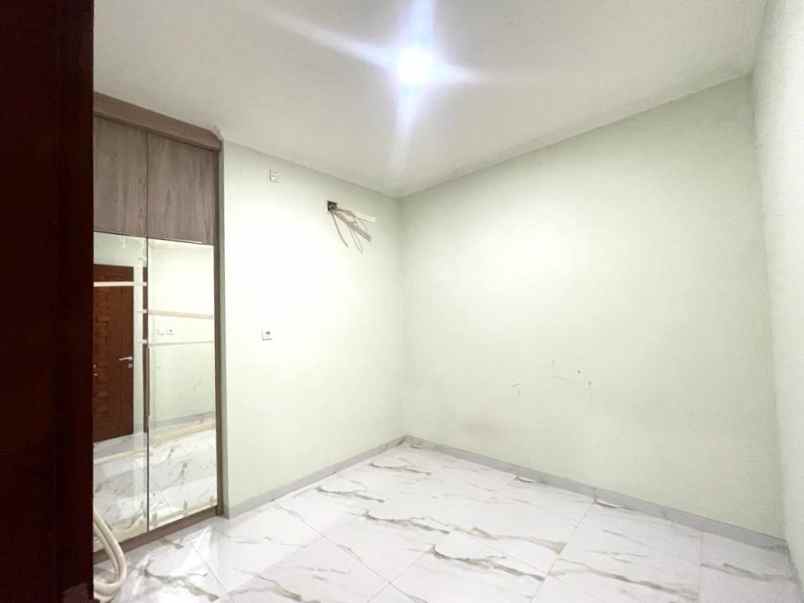 dijual rumah kavling dki pondok kelapa