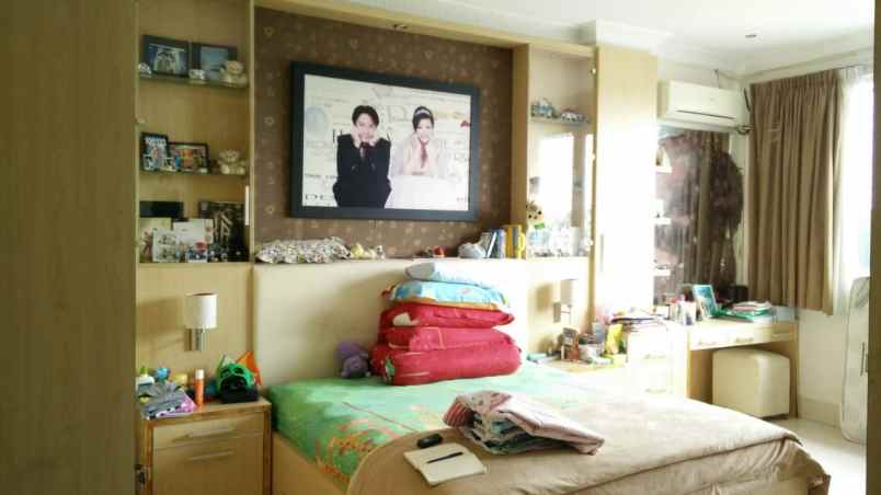 dijual rumah keadilan keagungan taman