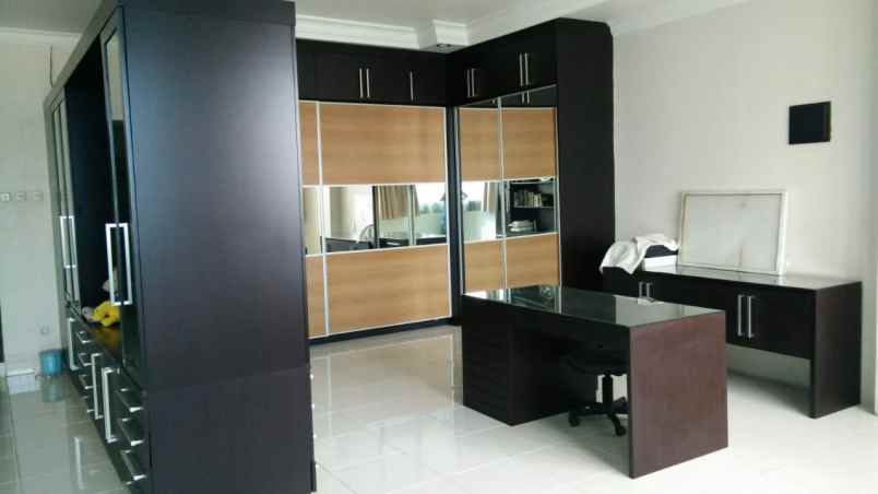 dijual rumah keadilan keagungan taman