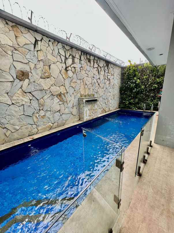 dijual rumah kebagusan jakarta selatan