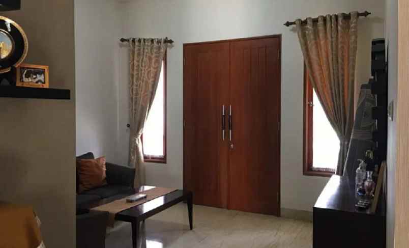 dijual rumah kebagusan town house kec