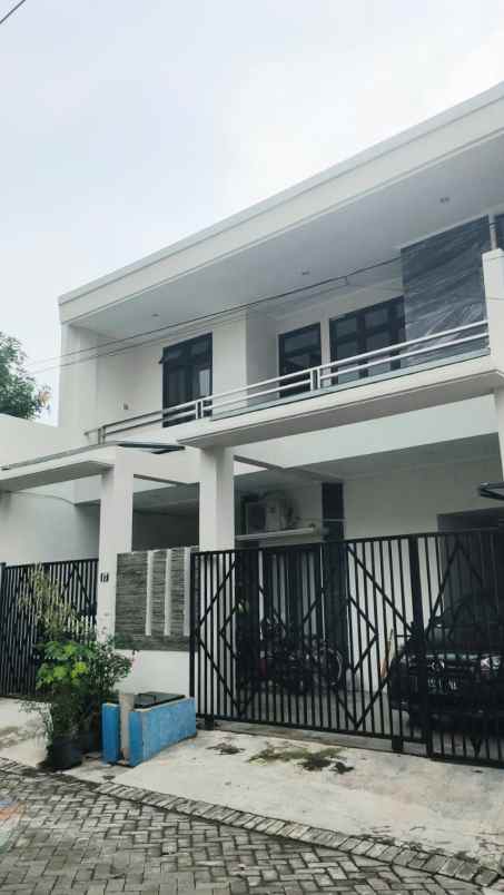 dijual rumah kedung baruk rungkut surabaya