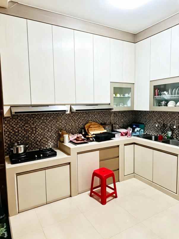 dijual rumah kelapa gading moi