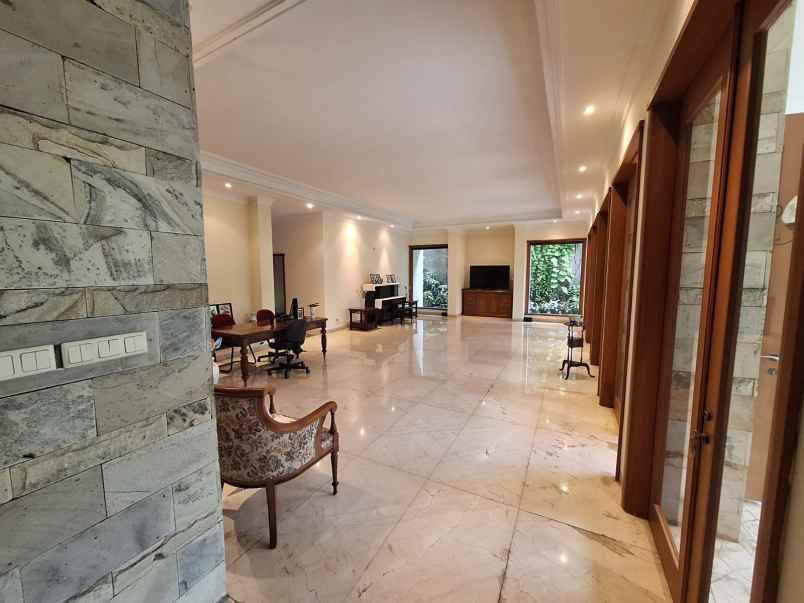 dijual rumah kemang jaya kemang