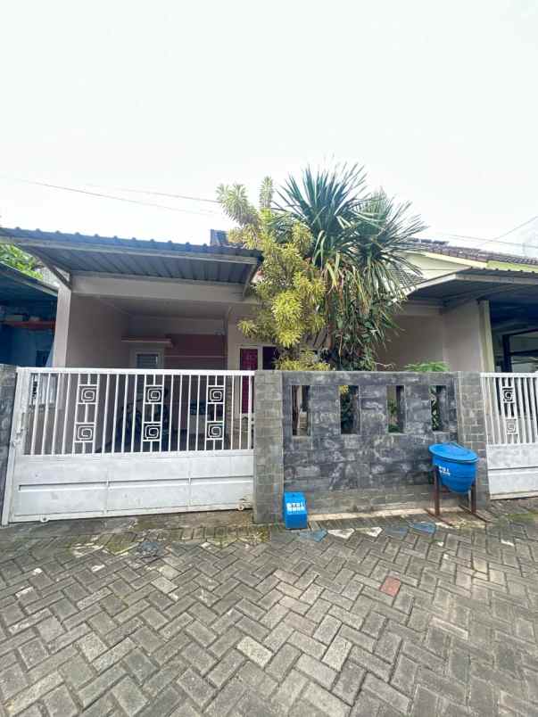 dijual rumah kendalsari