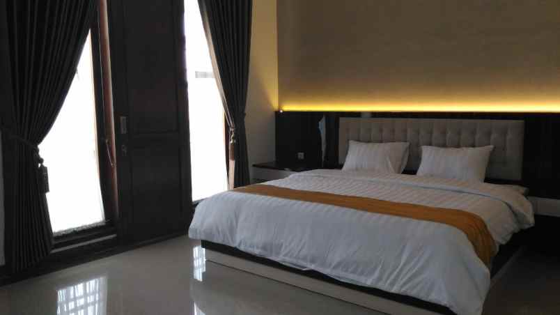 dijual rumah kirana lowanu residence