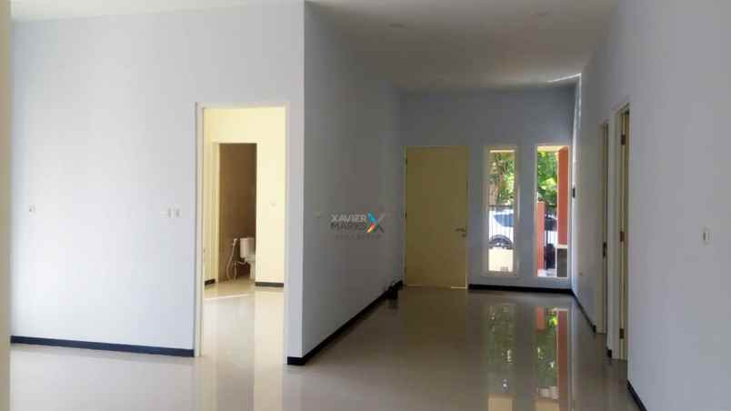 dijual rumah klampis semolo