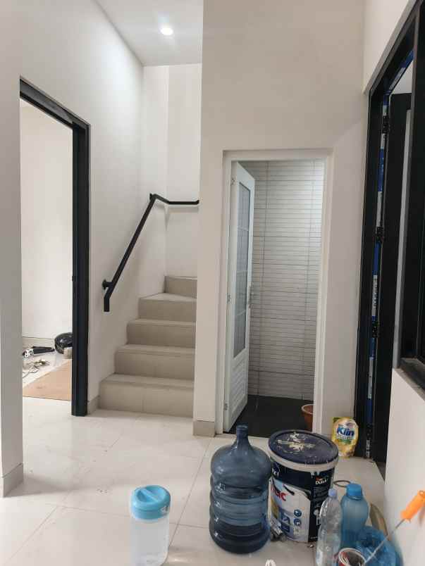 dijual rumah klipang