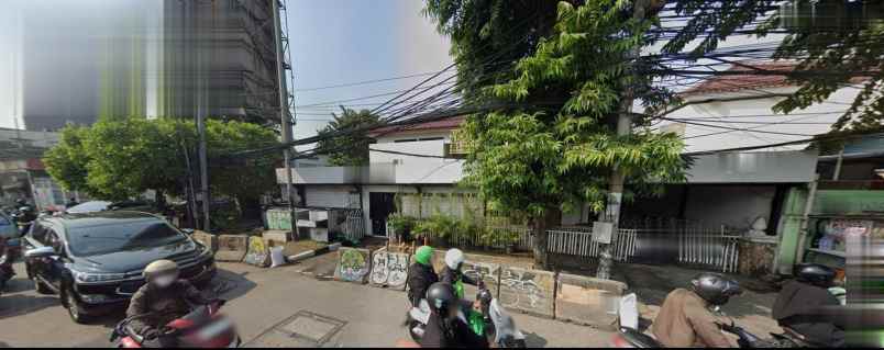 dijual rumah komersil luas super strategis
