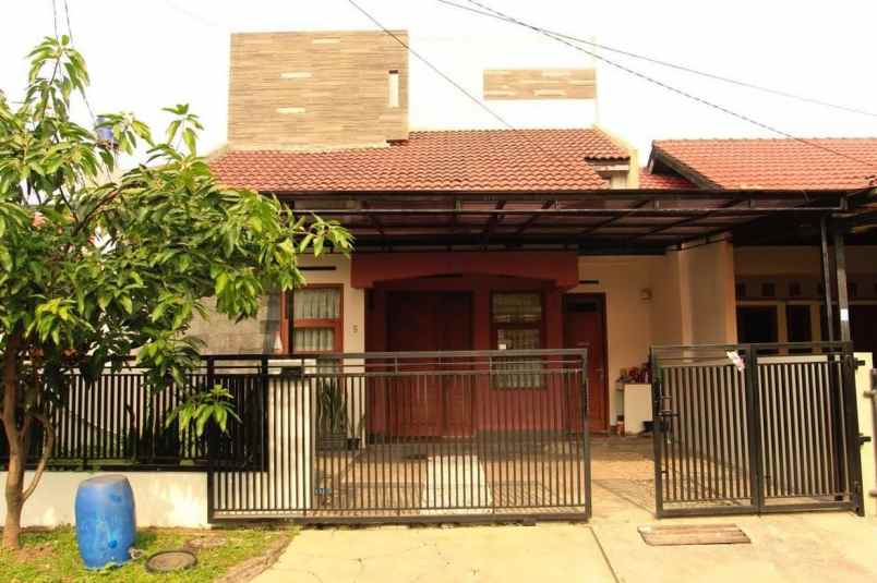 dijual rumah komp adipura gedebage bandung