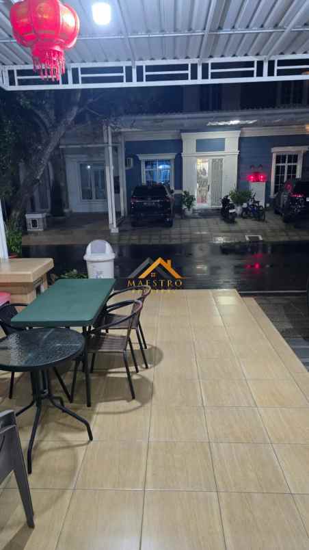 dijual rumah komplek citraland gama