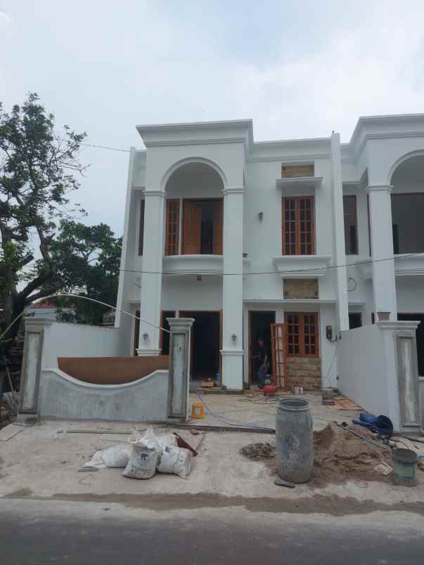 dijual rumah komplek ikip duren sawit