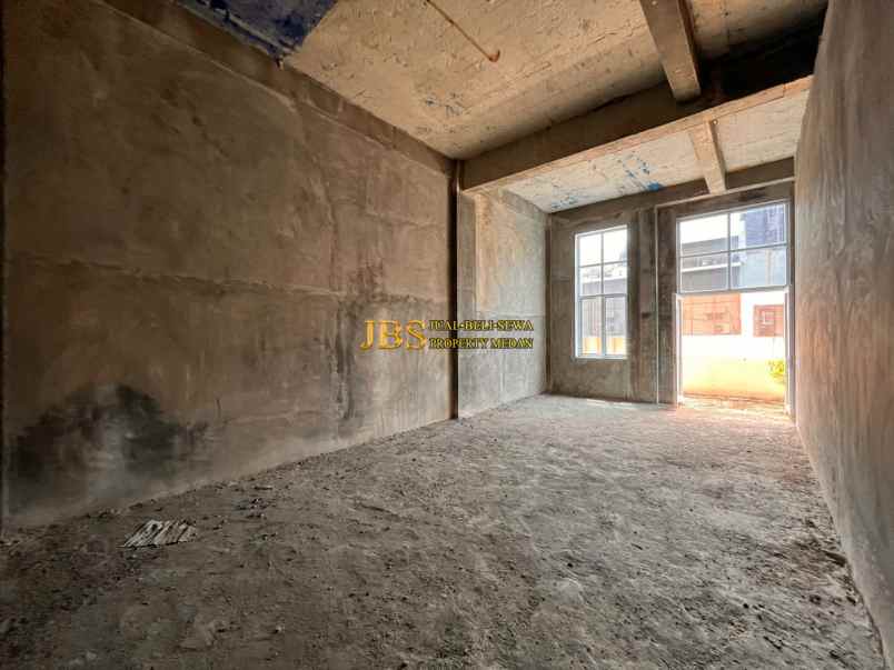 dijual rumah komplek jati mas jalan