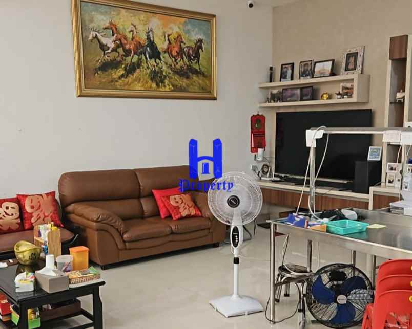 dijual rumah komplek mutiara residence