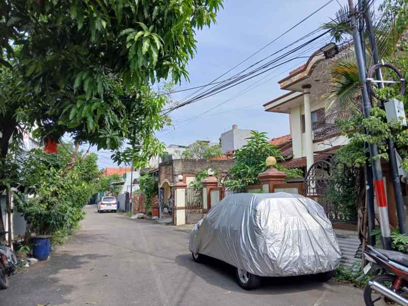 dijual rumah kramat jati