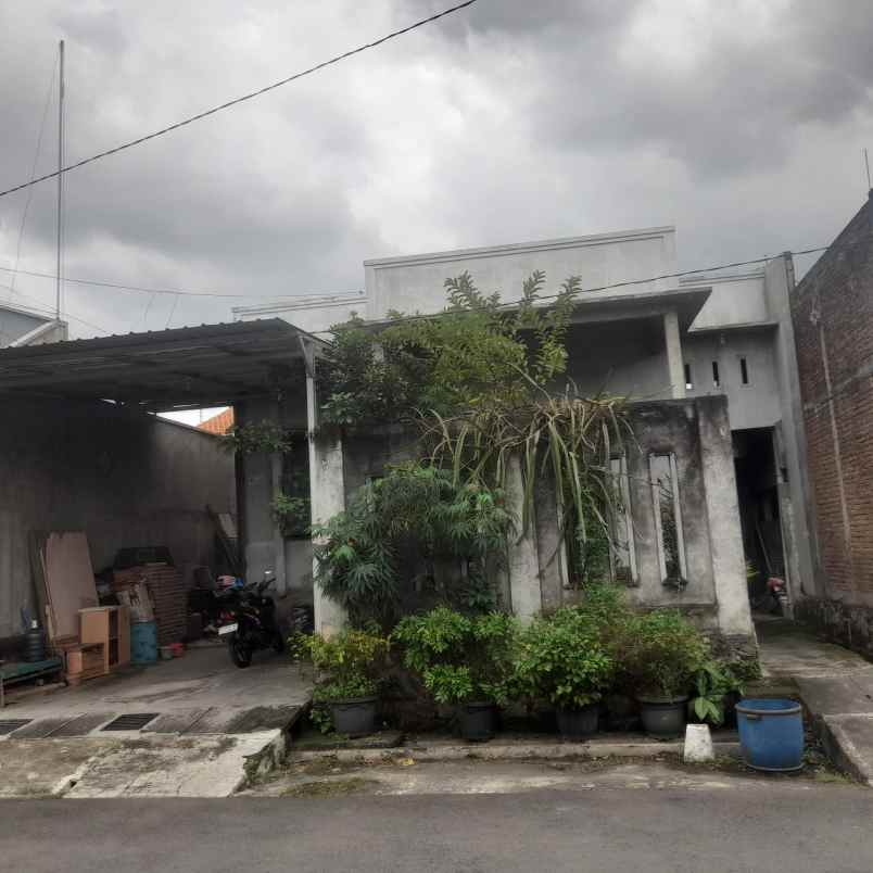 dijual rumah krobokan