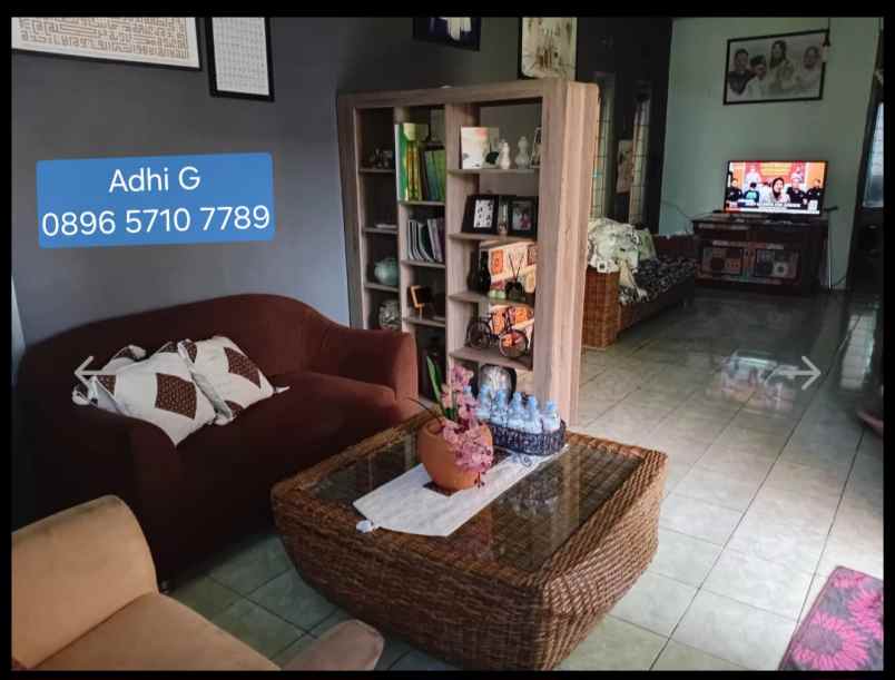 dijual rumah lama di cisaranten kota bandung