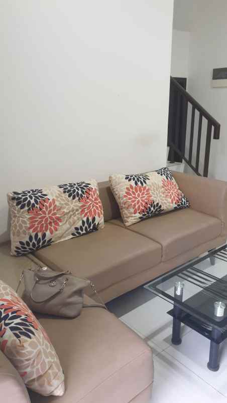 dijual rumah lavon swan city cluster allura