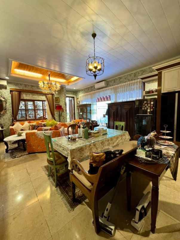 dijual rumah lebak bulus 1
