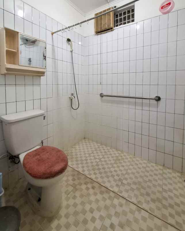 dijual rumah lebak bulus jaksel