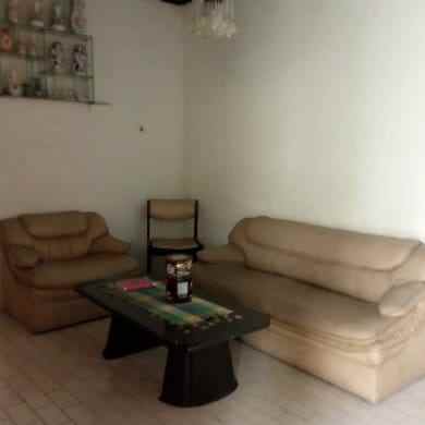 dijual rumah letak strategis