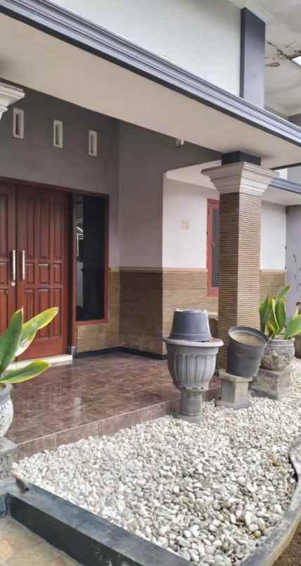 dijual rumah lokasi dekat suhat kota malang
