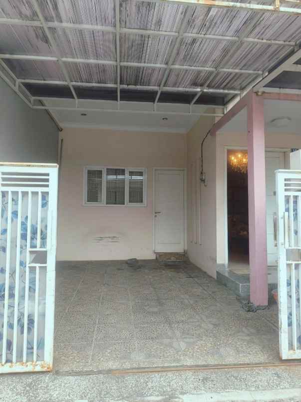 dijual rumah lokasi perum sulfat indah kota malang