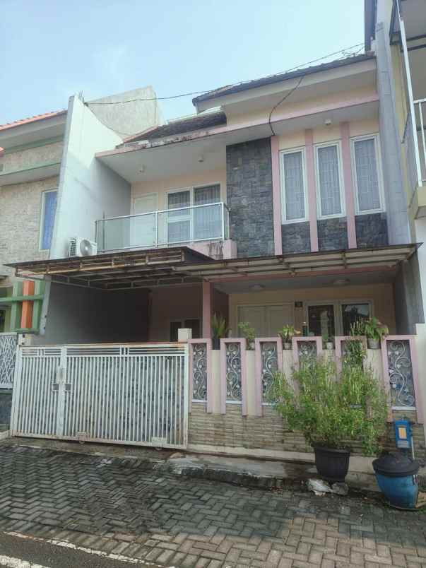 dijual rumah lokasi perum sulfat indah kota malang
