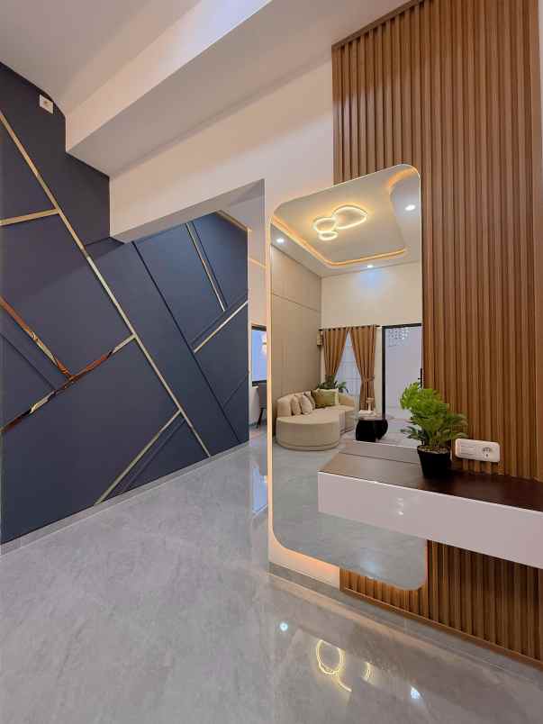 dijual rumah lokasi perumahan spi sukun kota malang