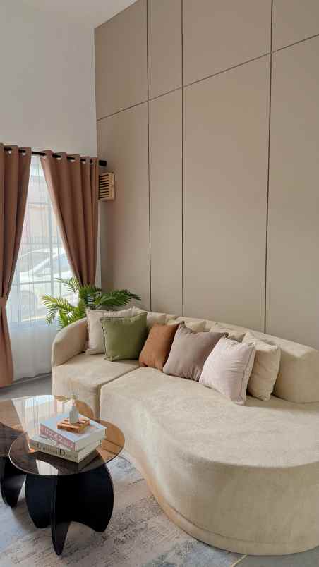 dijual rumah lokasi perumahan spi sukun kota malang